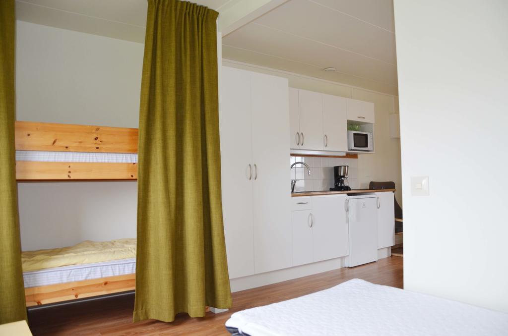 Apelvikstrand Semesterlaegenheter Varberg Room photo